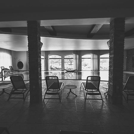 Hotel Remes Opalenica Exterior photo
